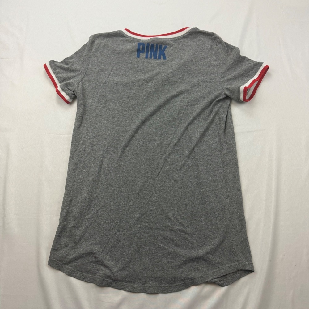 PINK Victoria's Secret T-Shirt Women Small Gray Chicago Cubs MLB Sequin Graphic - Picture 2 of 8